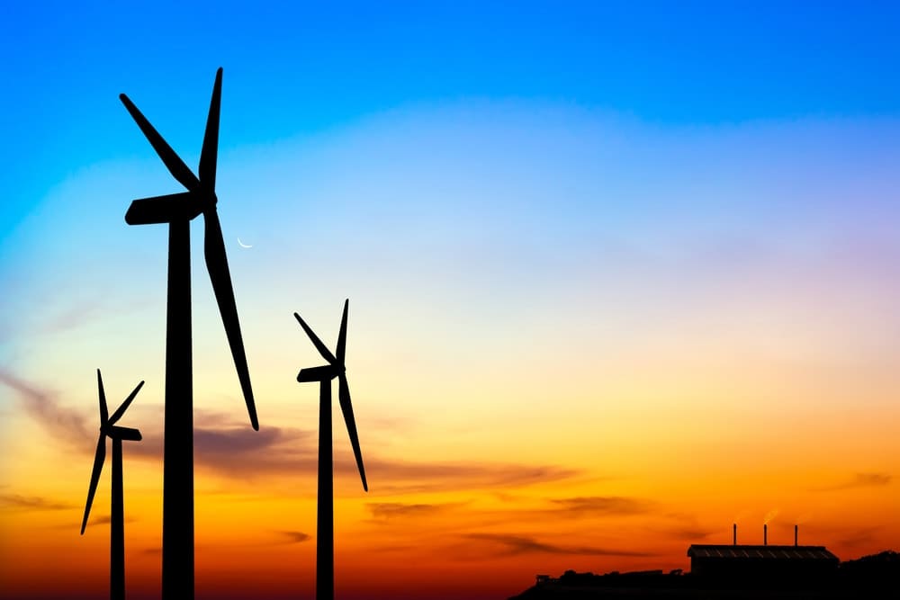 Linear Economy Model versus Circular Economy