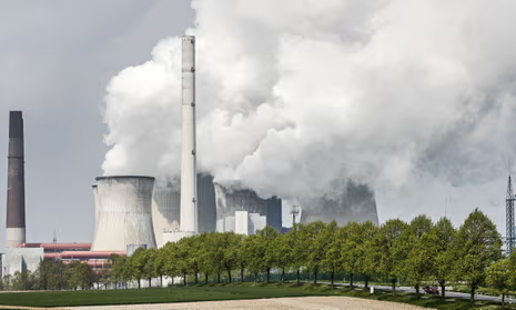 Factors contributing to the ceiling of greening effects